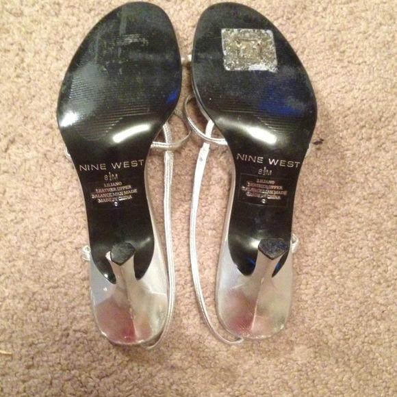Nine West silver heels - Picture 3 of 3
