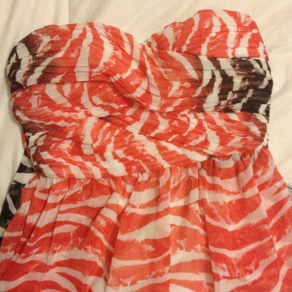 ✨Beautiful Tube Top Dress✨ - Picture 2 of 4