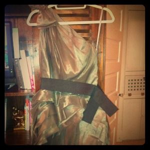 Beautiful, charcoal grey Vera Wang dress, sz 6/8