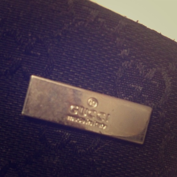 Authentic Gucci sun-visor* pp price.....SOLD