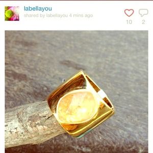 Follow~Pretty~Everything