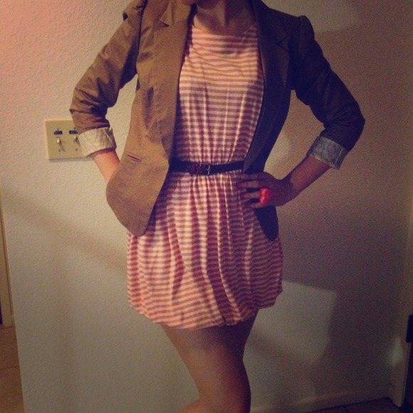 Taupe/brown h&m blazer size 8