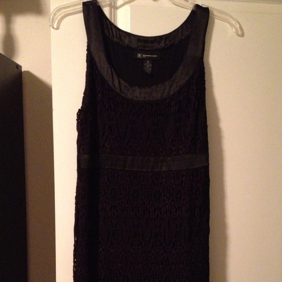 Black I-N-C satin and lace dress size Med petite - Picture 4 of 4