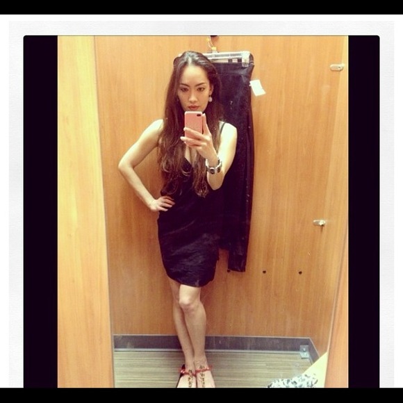 LBD - Picture 2 of 4