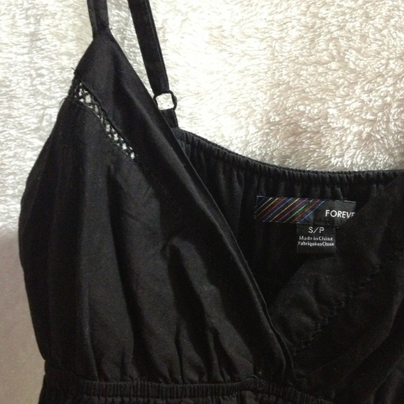 LBD - Picture 3 of 4