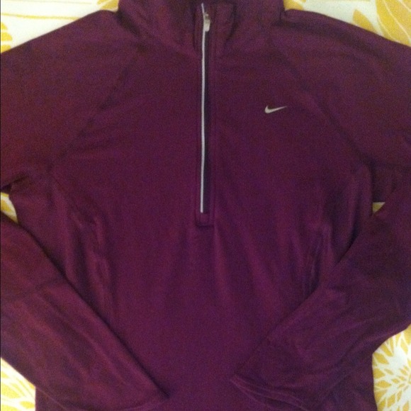 X Bundled X Nike Dry Fit Zip Up Pullover - Picture 2 of 4