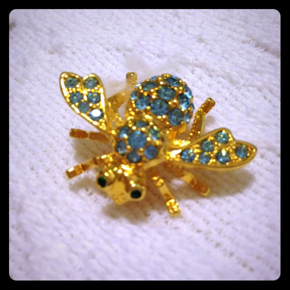 Baby Blue Bumble Bee Pin