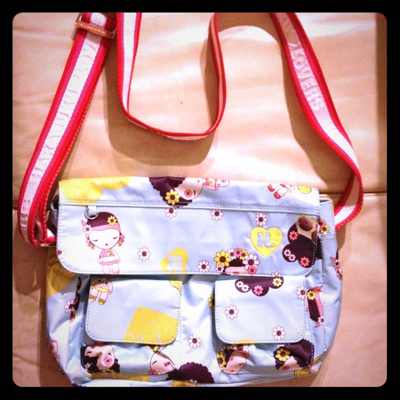 Harajuku Lovers by Gwen Stephani -AUTHENTIC Purse!