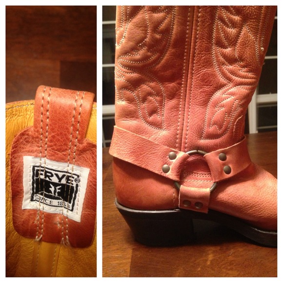 🚫SOLD🚫 Basically new Frye Harness Boots! - Picture 3 of 4