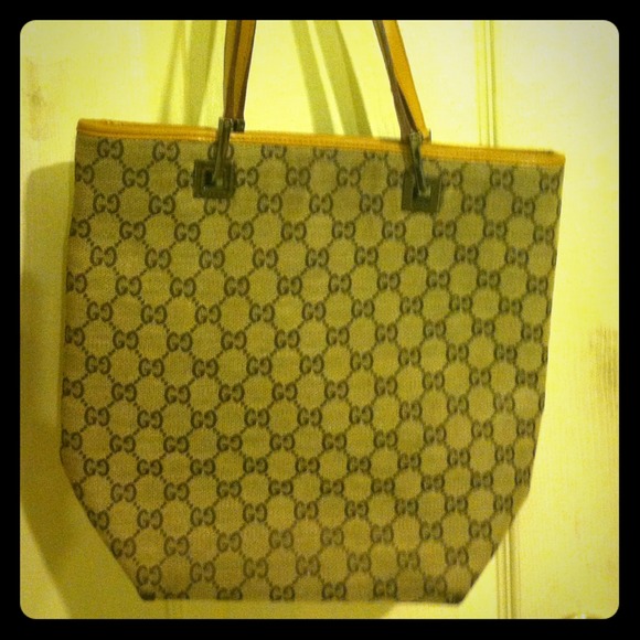 Handbag