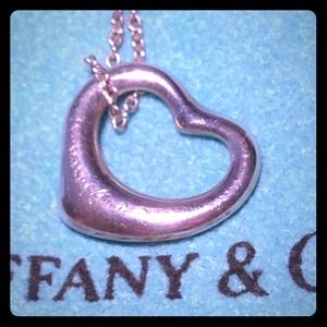Tiffany E Peretti Open heart necklace