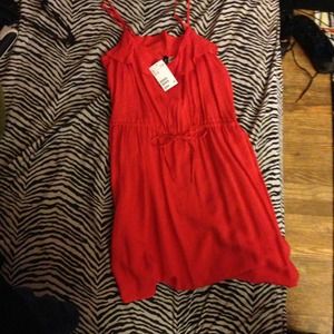 💟SOLD💟 H&M red dress NEW!