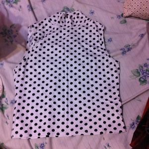 ❌SOLD❌Polka Dot Turtle Neck Tank