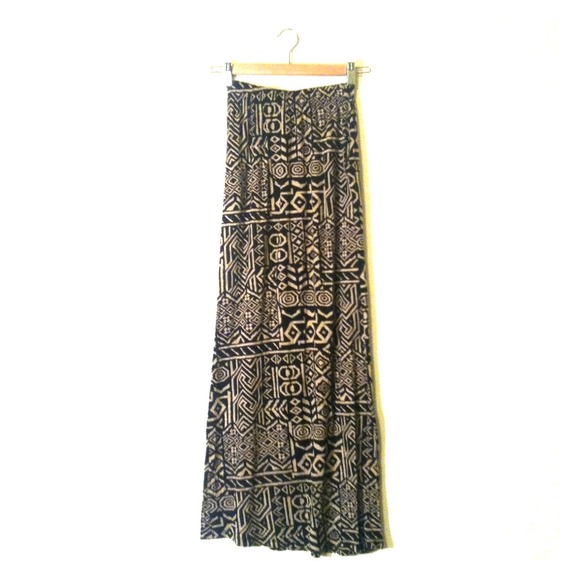 💟SOLD💟 Tribal Print Maxi Skirt
