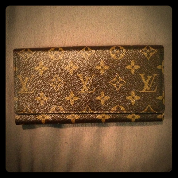 2 Fashion Wallets😍🌺