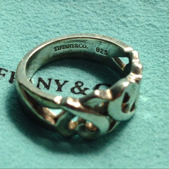 Tiffany Paloma Picasso Loving Heart Ring - Picture 2 of 4