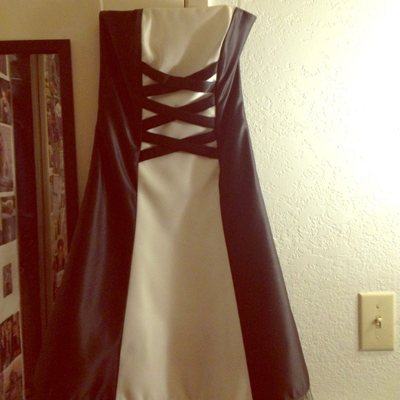 Jessica McClintock Black and ivory strapless dress
