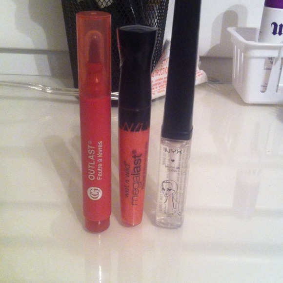 🔴Sold🔴 3 lip product bundle (will seperate)