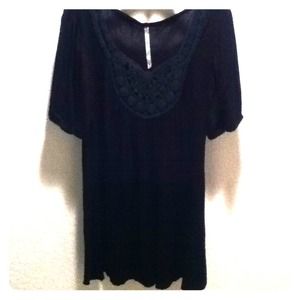 Black tunic 1/2 sleeve