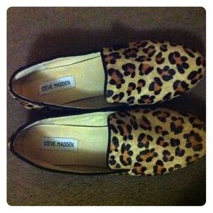 🚫H O L D🚫STEVE MADDEN leopard loafers size 7.5