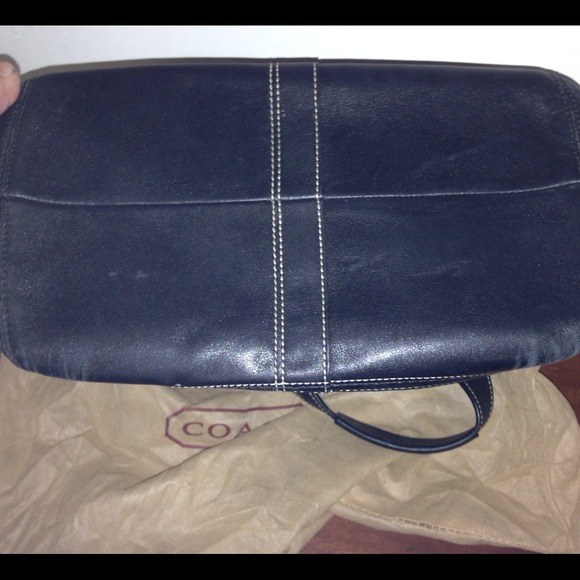 Authentic Coach handbag - Picture 4 of 4