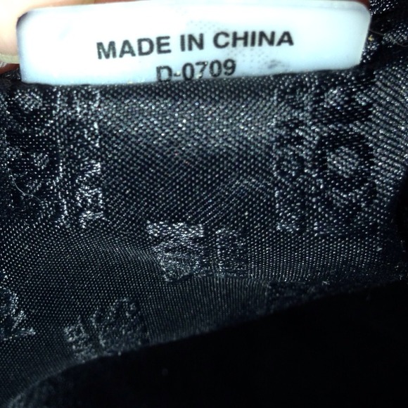 MK  large handbag blk 🎉🎉🎉🎉REDUCED🎉🎉🎉 - Picture 2 of 3