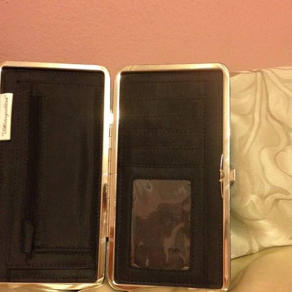 Wallet. - Picture 2 of 2