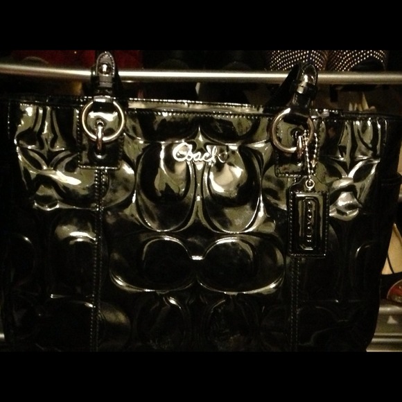 Coach patent embossed tote authentic