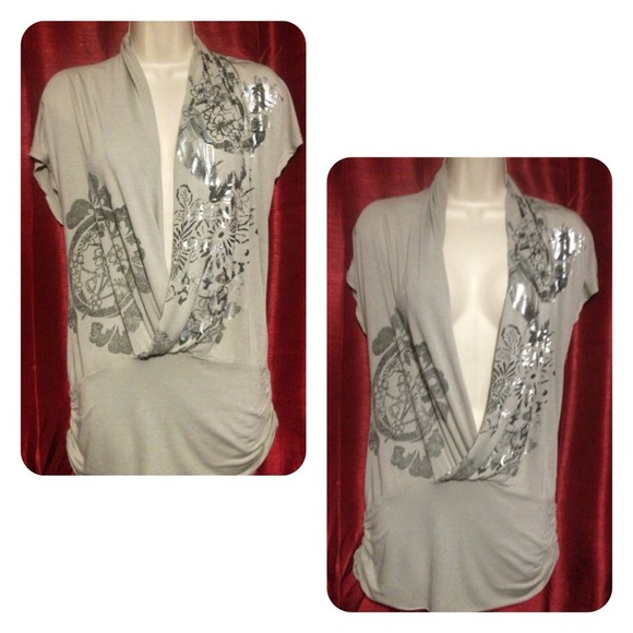 Drape-like Floral Top, Size S - Picture 2 of 3