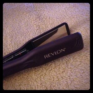 Revlon Hair Straightener