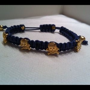 Arm party bracele.