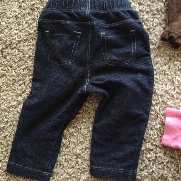 SOLD*Little girls clothes 6-9 months - Picture 4 of 4