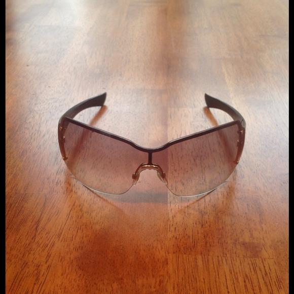 Women's Gucci Sunglasses