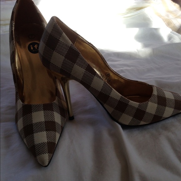 Night out shoes size 7. Brand New 👠
