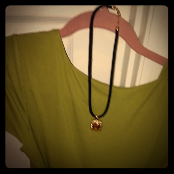 Necklace - Picture 1 of 5