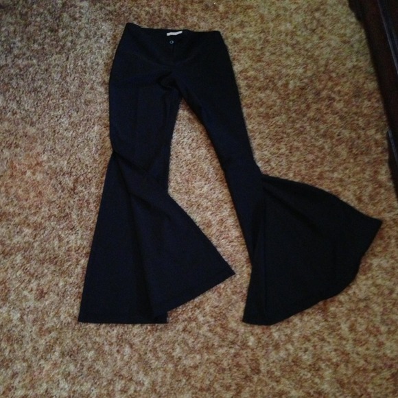 Black pants - Picture 2 of 4