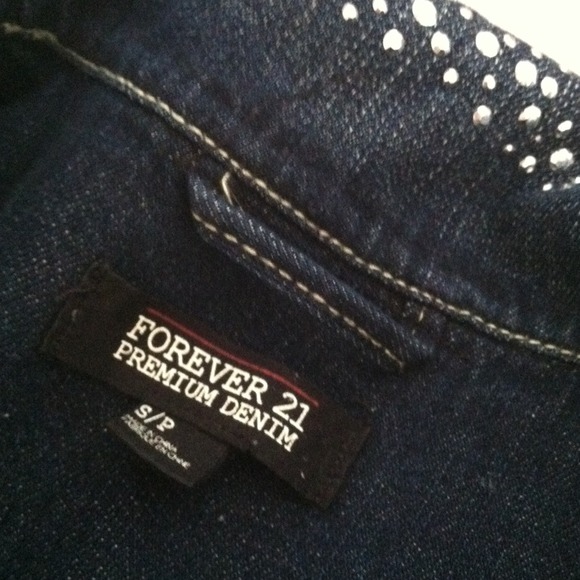 🌀Bundled🌀Forever 21 studded denim vest - Picture 2 of 4