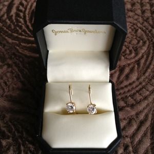 Cubic Zirconia diamond earrings