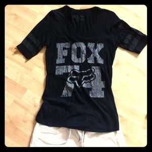 **SOLD** Fox football tee
