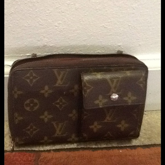 L.v. Wallet