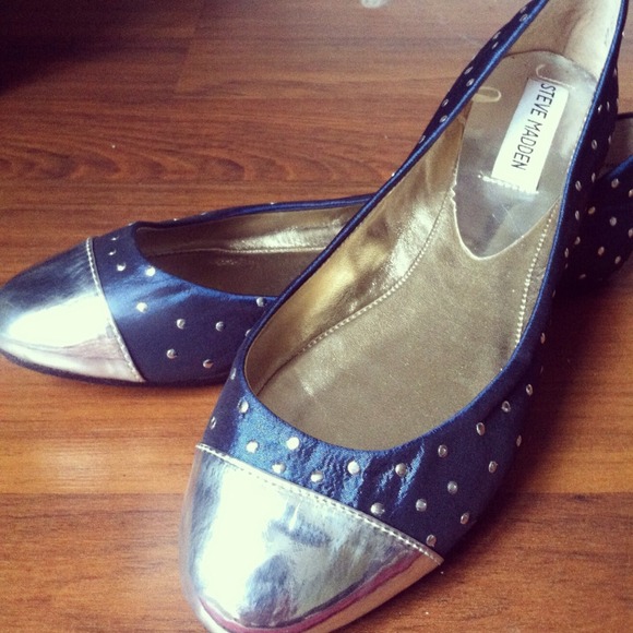 Steve Madden blue/silver flats size 7.5