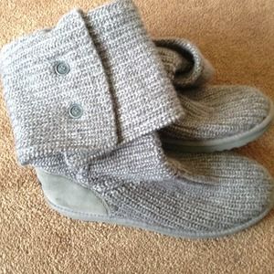 UGGS size 9