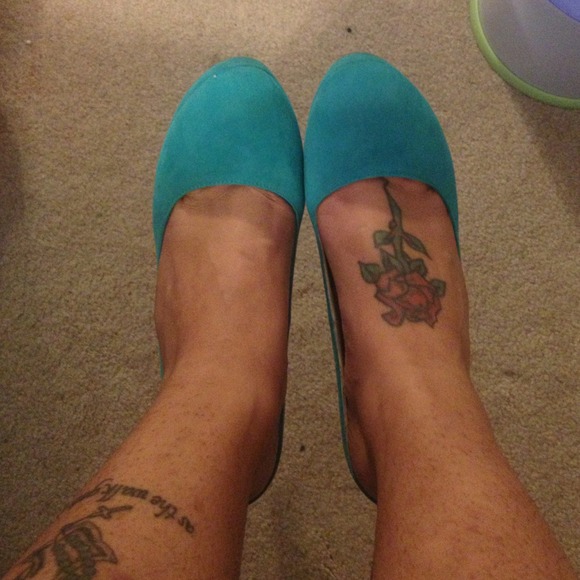 Turquoise Round Toe Platform - Picture 3 of 4