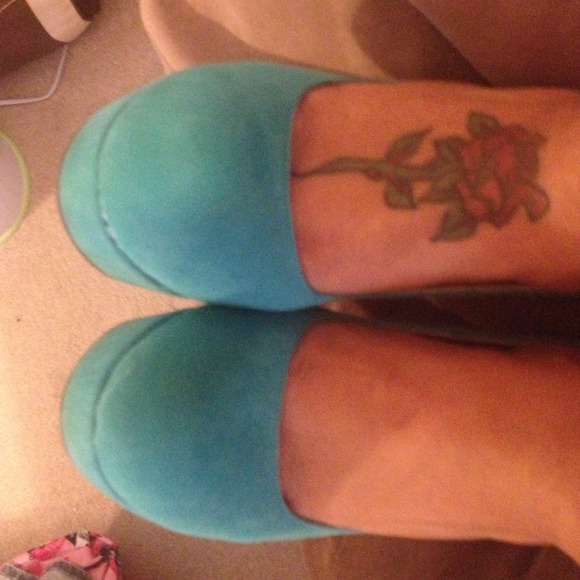Turquoise Round Toe Platform - Picture 4 of 4