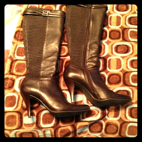 Calvin Klein chocolate brown boots!!