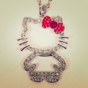 Hello kitty necklace