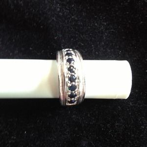 💢💢TRADED💢💢💢Sterling silver ring