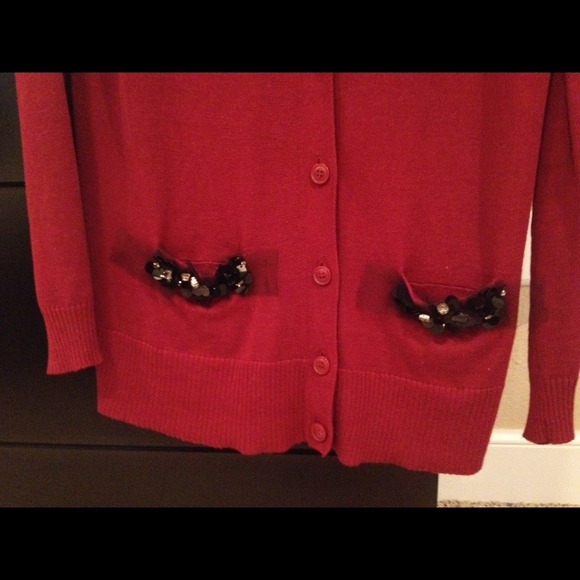Button up sweater! - Picture 2 of 2