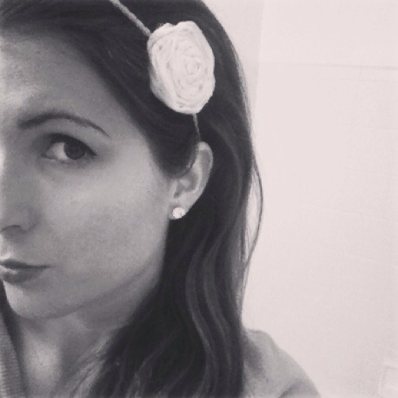 🔴SOLD🔴Handmade Rosette Headband - Picture 2 of 4