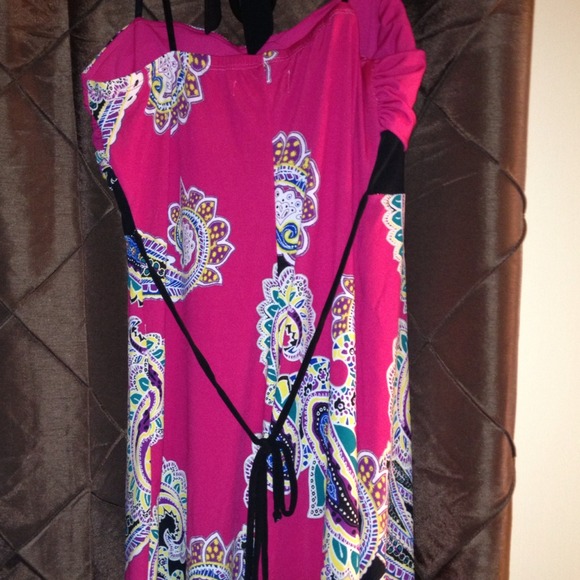 Colorful Dress - Picture 3 of 3